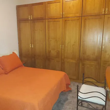 Casa Mari Carmen 阿德耶